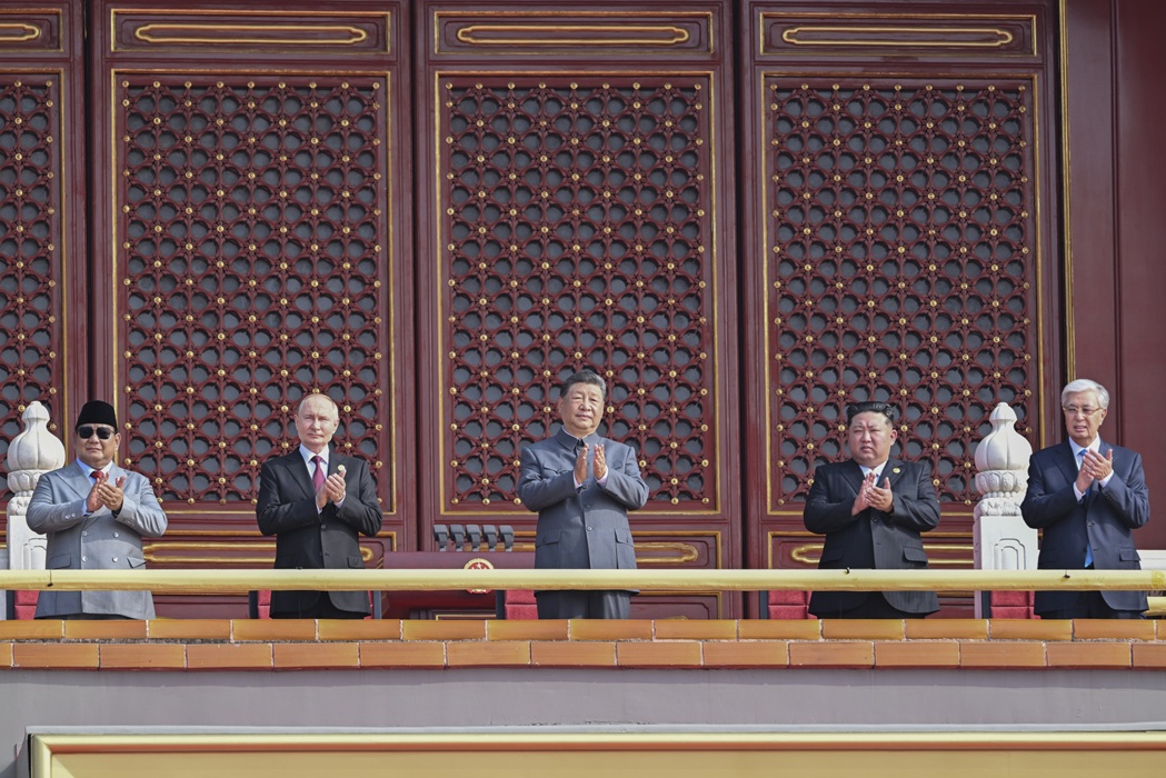 China realiza massivo desfile do Dia da Vitória e promete desenvolvimento pacífico