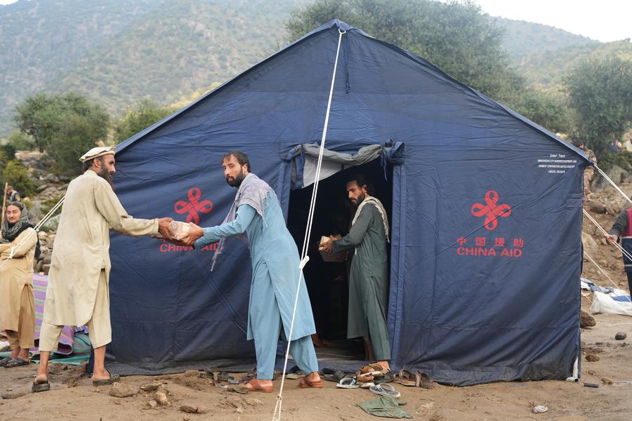 (Multimídia) China fornecerá mais de US$ 7 milhões em ajuda humanitária de emergência ao Afeganistão para alívio de terremoto