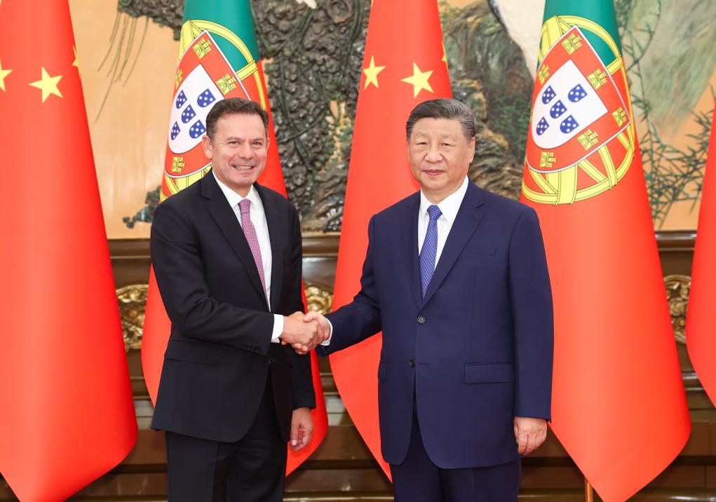 Xi reúne-se com primeiro-ministro português