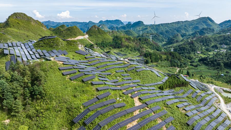 (Multimídia) China revela plano de dois anos para reforçar setor de equipamentos de energia