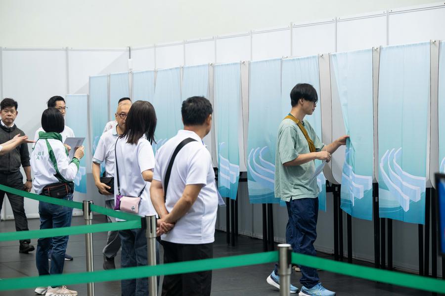 (Multimídia) Eleições para VIII Assembleia Legislativa da RAEM são realizadas com sucesso, diz chefe do Executivo da RAEM