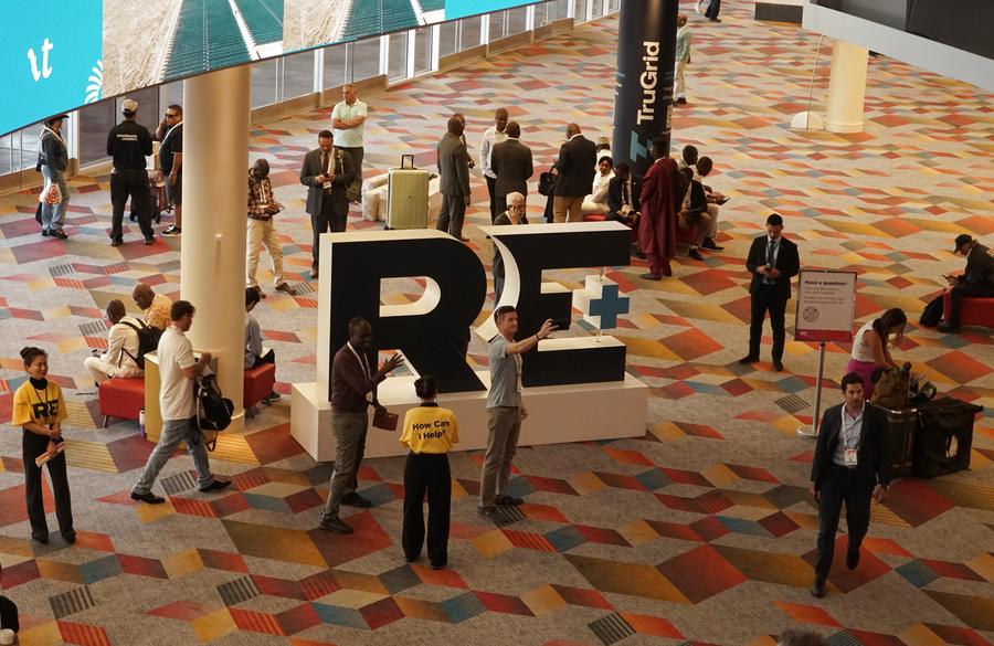 Observatório Econômico: Tarifas prejudicam perspectivas na principal feira de energia limpa da América do Norte