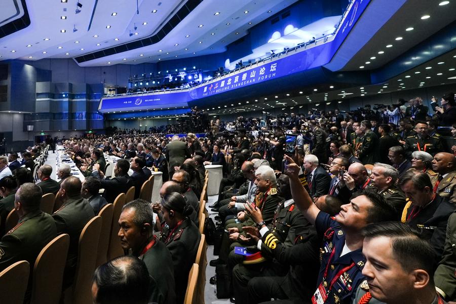 (Multimídia) Fórum Xiangshan de Beijing conclui, defendendo ordem internacional e desenvolvimento pacífico