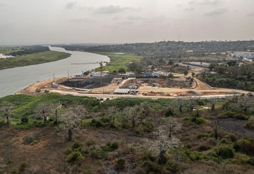 (Multimídia) Projeto chinês de abastecimento de água vai melhorar a vida em Luanda, capital angolana