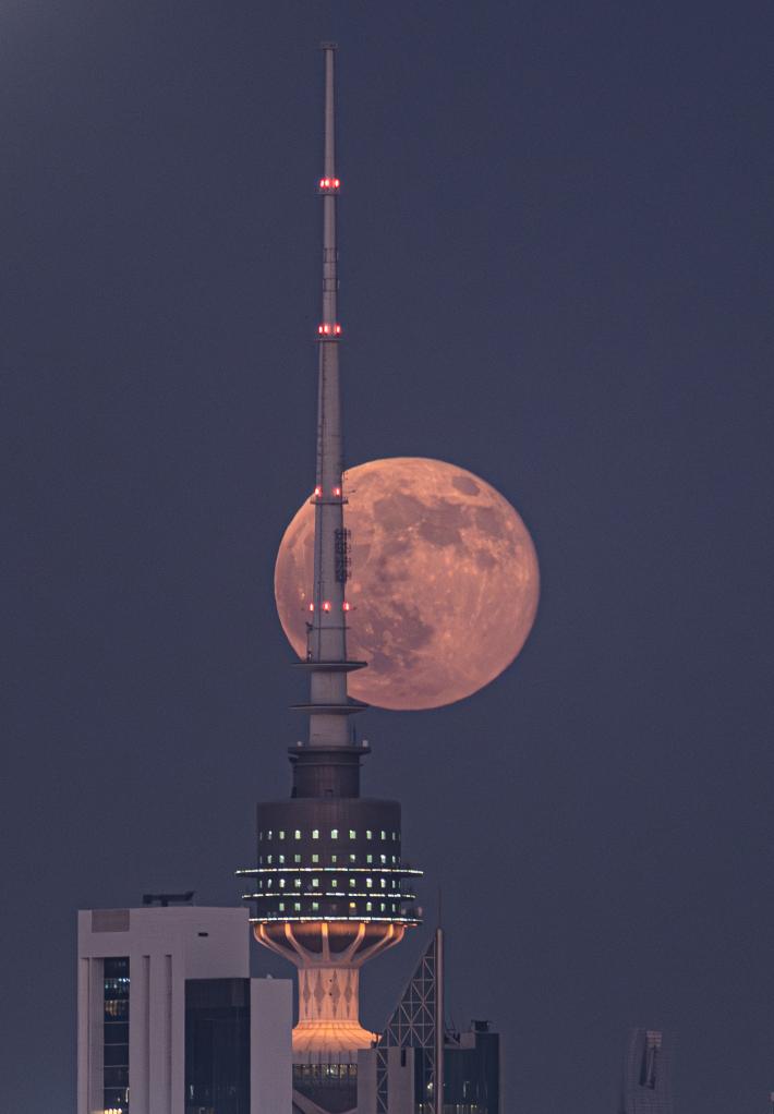Veja fotos da lua cheia tiradas em todo o mundo
