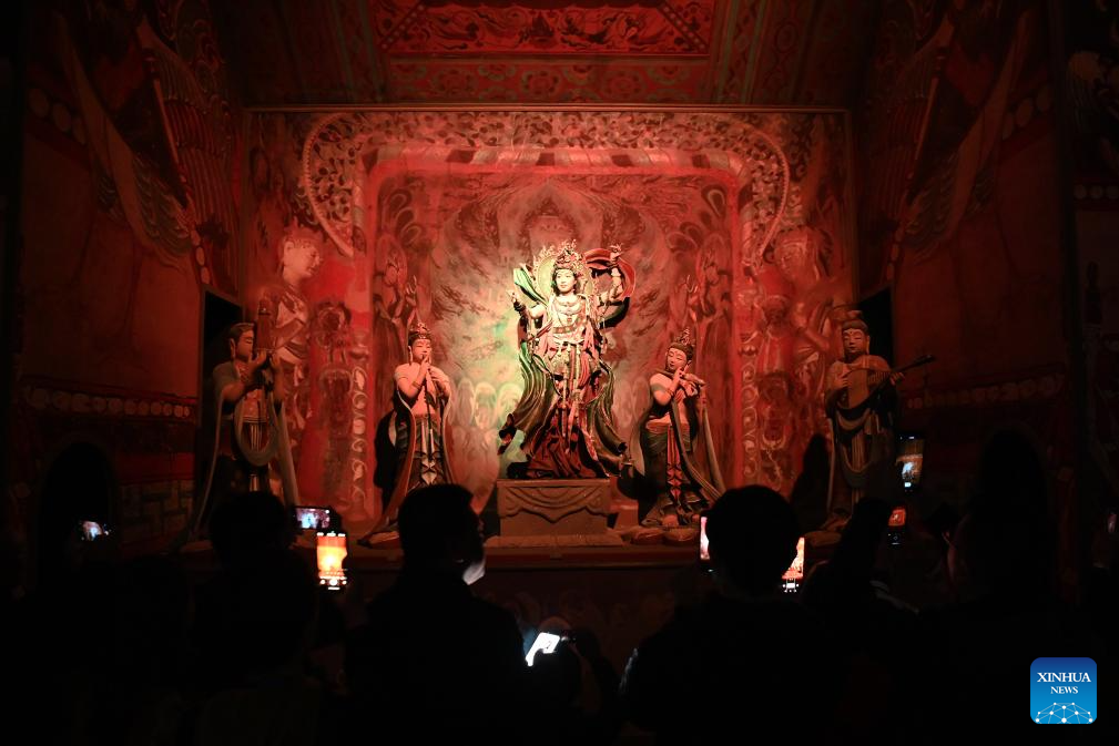 Província chinesa de Gansu recebe o espetáculo imersivo "Som Antigo de Dunhuang"