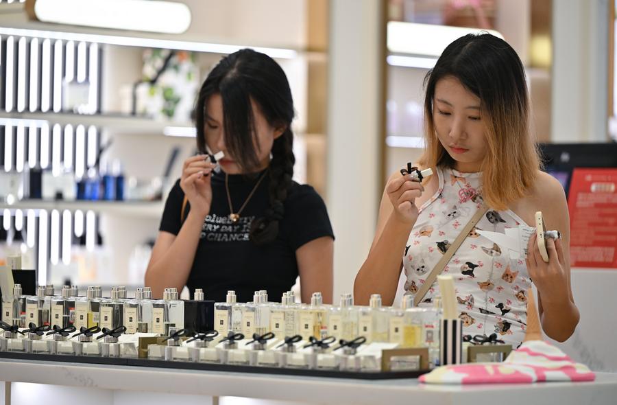 (Multimídia) Ilha turística do sul da China expandirá categorias de produtos duty-free