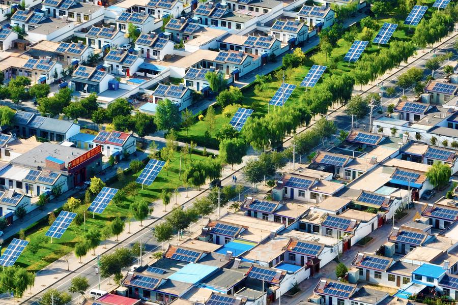 (Multimídia) Funcionários africanos aprendem experiências de redução da pobreza em Ningxia da China
