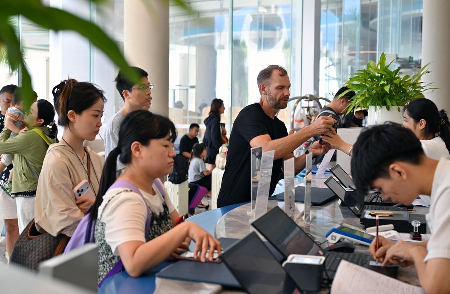 (Multimídia) Viagens domésticas na China aumentam 18% nos primeiros três trimestres