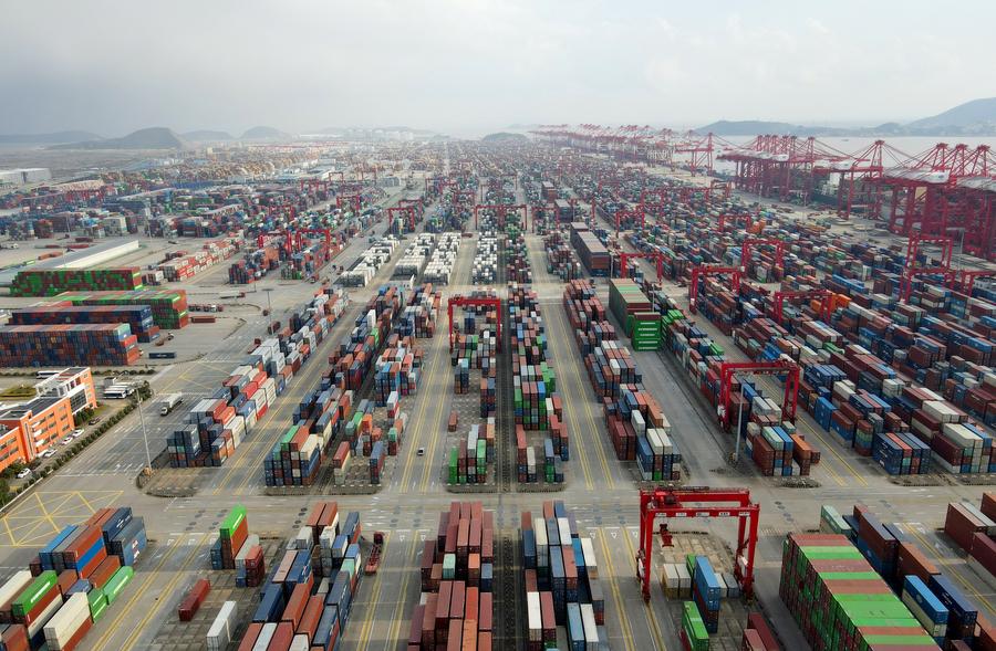 (Multimídia) Comércio exterior de Shanghai cresce 5,4% nos primeiros nove meses