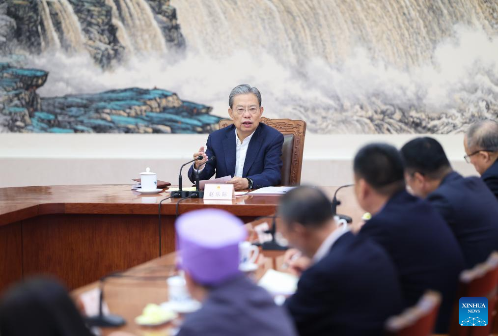 Legisladores chineses são instados a estudar e implementar princípios orientadores do plenário do PCCh