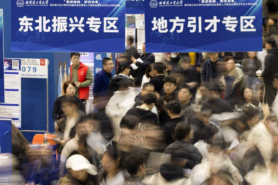 (Multimídia) China cria 10,57 milhões de novos empregos urbanos de janeiro a setembro