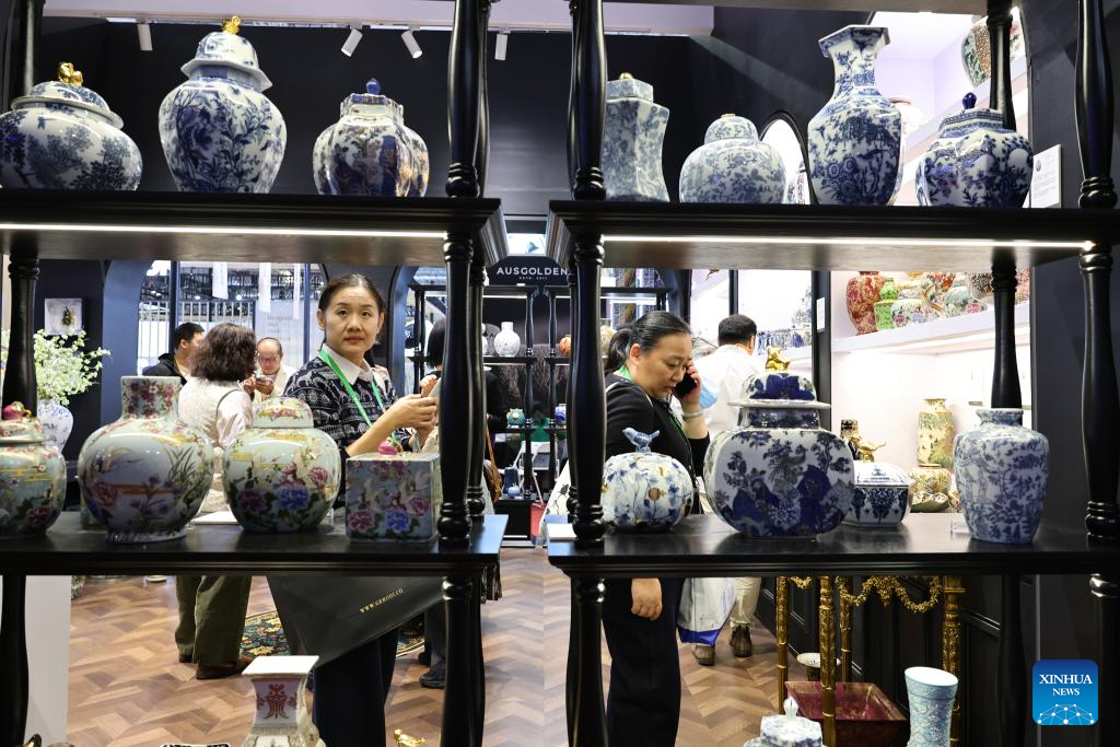 Veja fotos da área de exposição de bens de consumo na 8ªCIIE