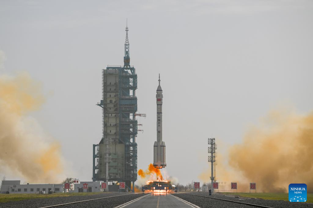 The Shenzhou-22 spaceship, atop a Long March-2F Y22 rocket, blasts off from the Jiuquan Satellite Launch Center in northwest China, Nov. 25, 2025. China launched the Shenzhou-22 spaceship from the Jiuquan Satellite Launch Center in northwest China at 12:11 p.m. (Beijing Time) on Tuesday, successfully accomplishing the first emergency launch mission in the country's manned space program.