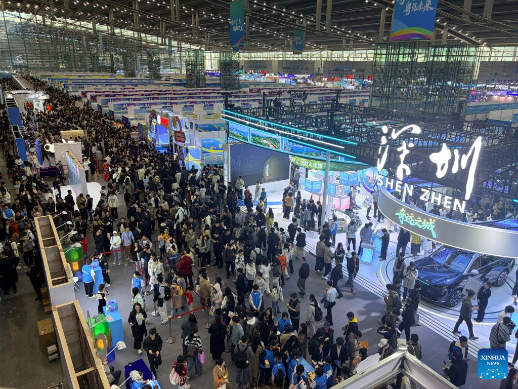 Feira de empregos em Shenzhen tem 65 mil vagas de trabalho abertas