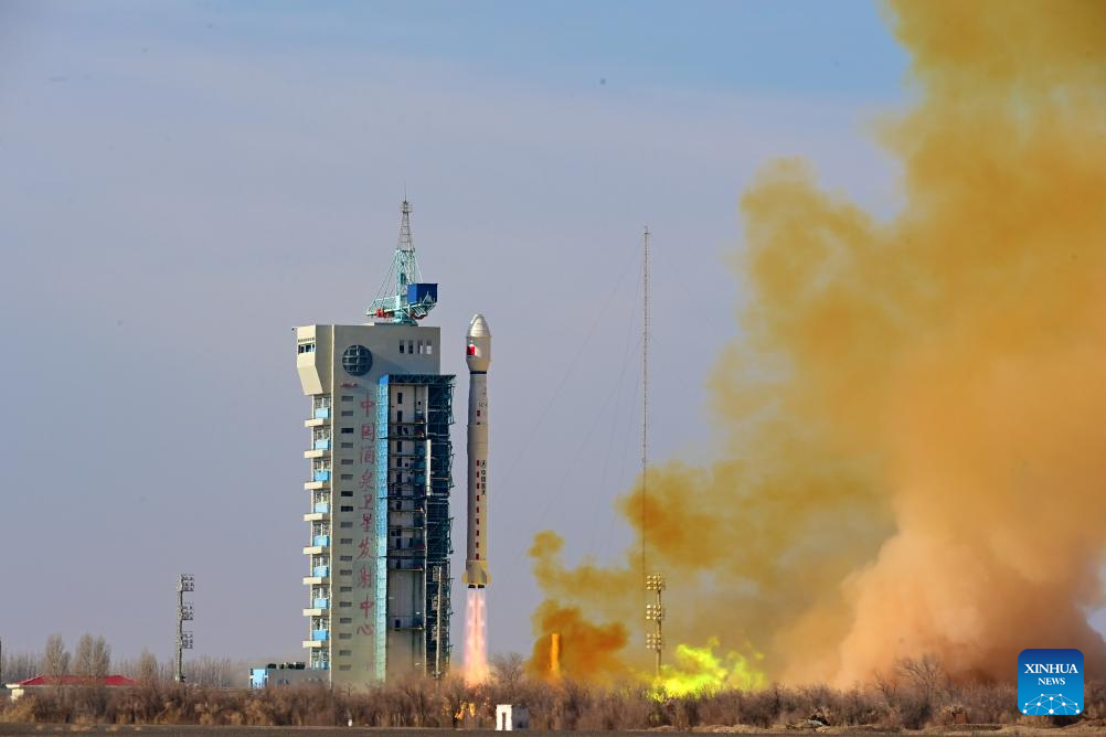China lança novo satélite