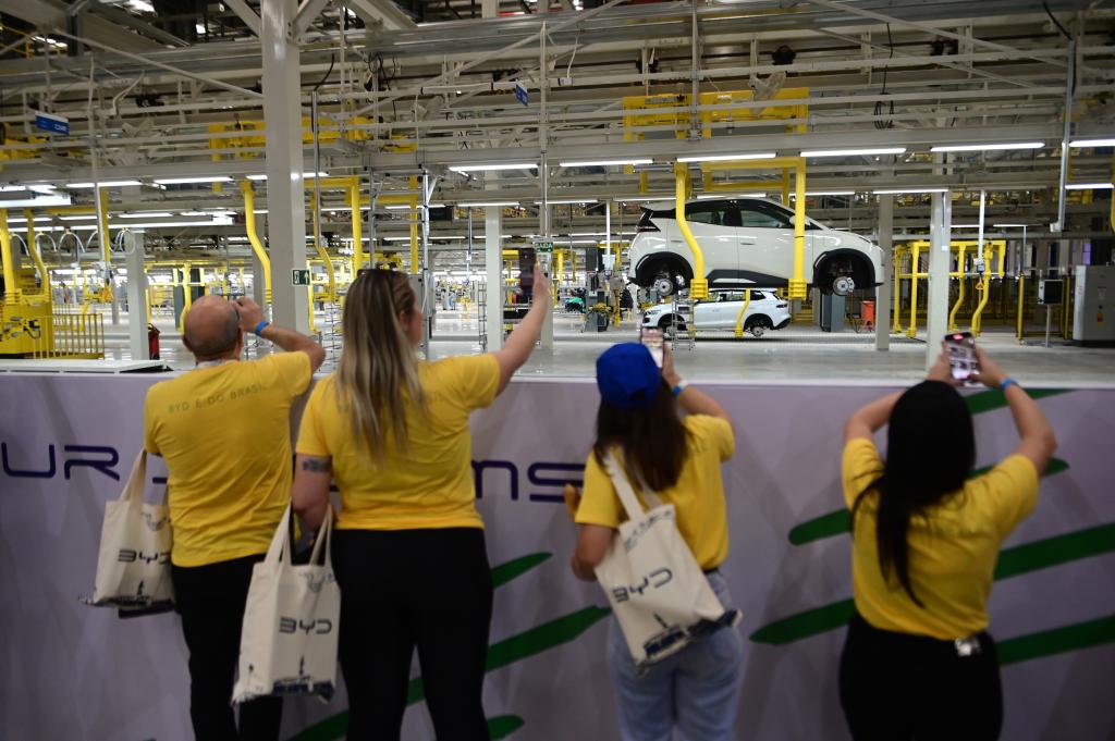 (Multimídia) Especial: Relações econômicas China-Brasil avançam com pegada mais verde