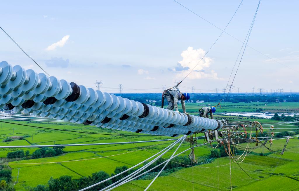 (Multimídia) Setor manufatureiro da China alcança segundo nível global, diz relatório