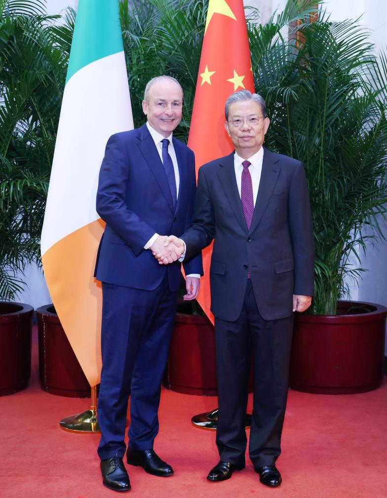 Chefe do Legislativo chinês reúne-se com Taoiseach da Irlanda