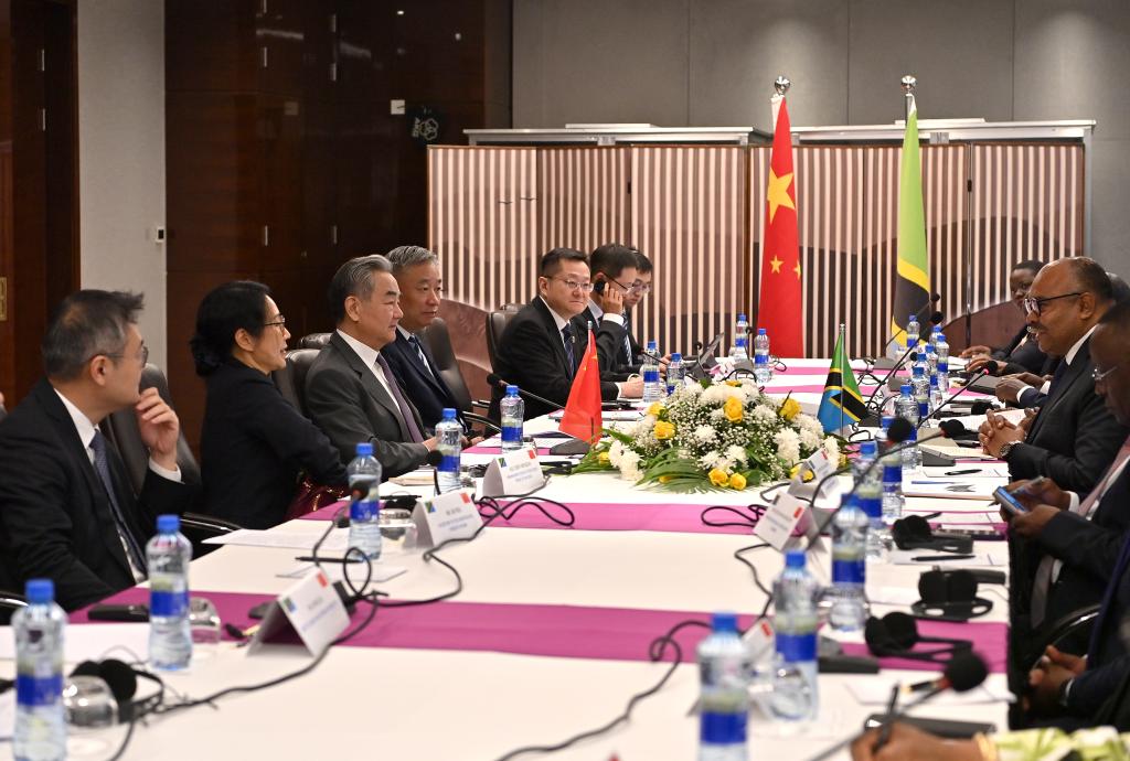 Chanceler chinês apresenta propostas para aprofundar ainda mais a amizade China-África