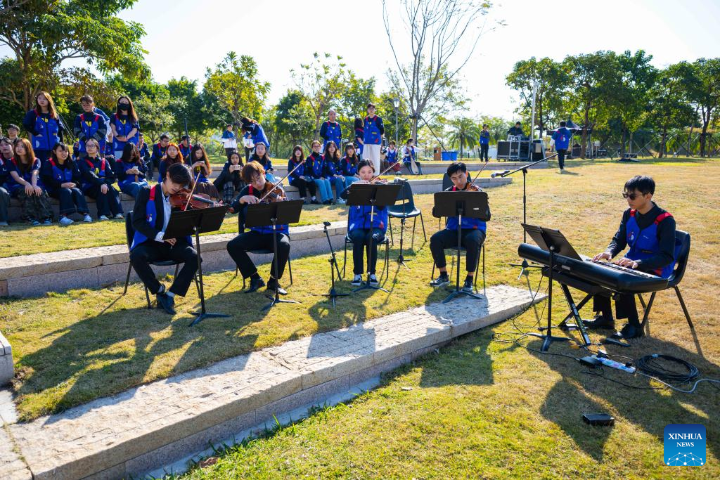 Xinhua/Cheong Kam Ka