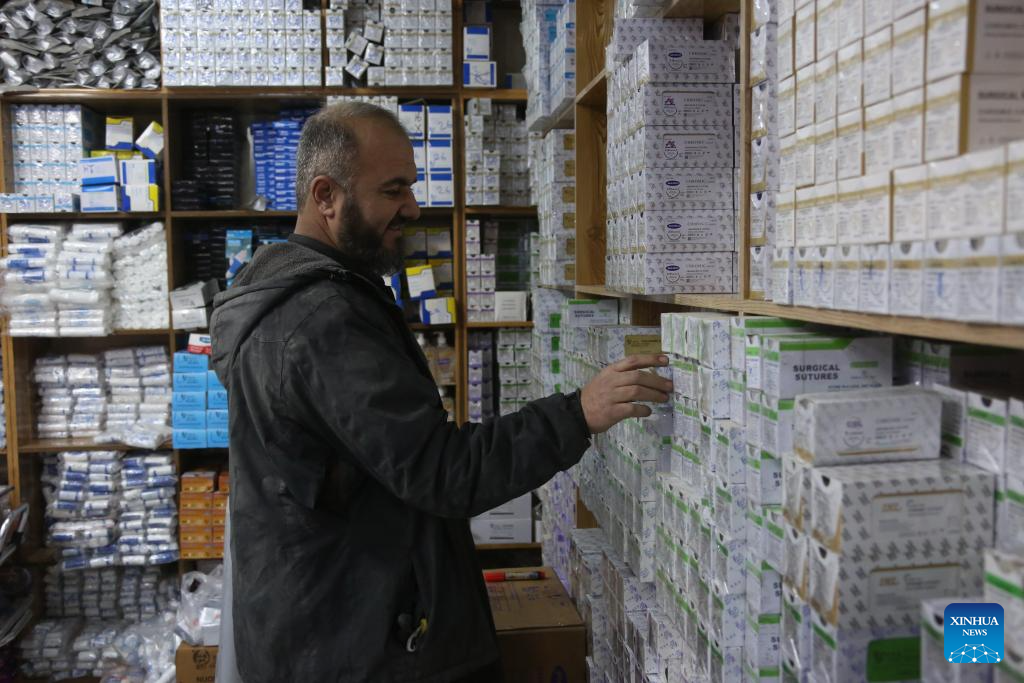 Destaque: Medicina chinesa surge como ponte para a saúde em meio às dificuldades do sistema de saúde do Afeganistão