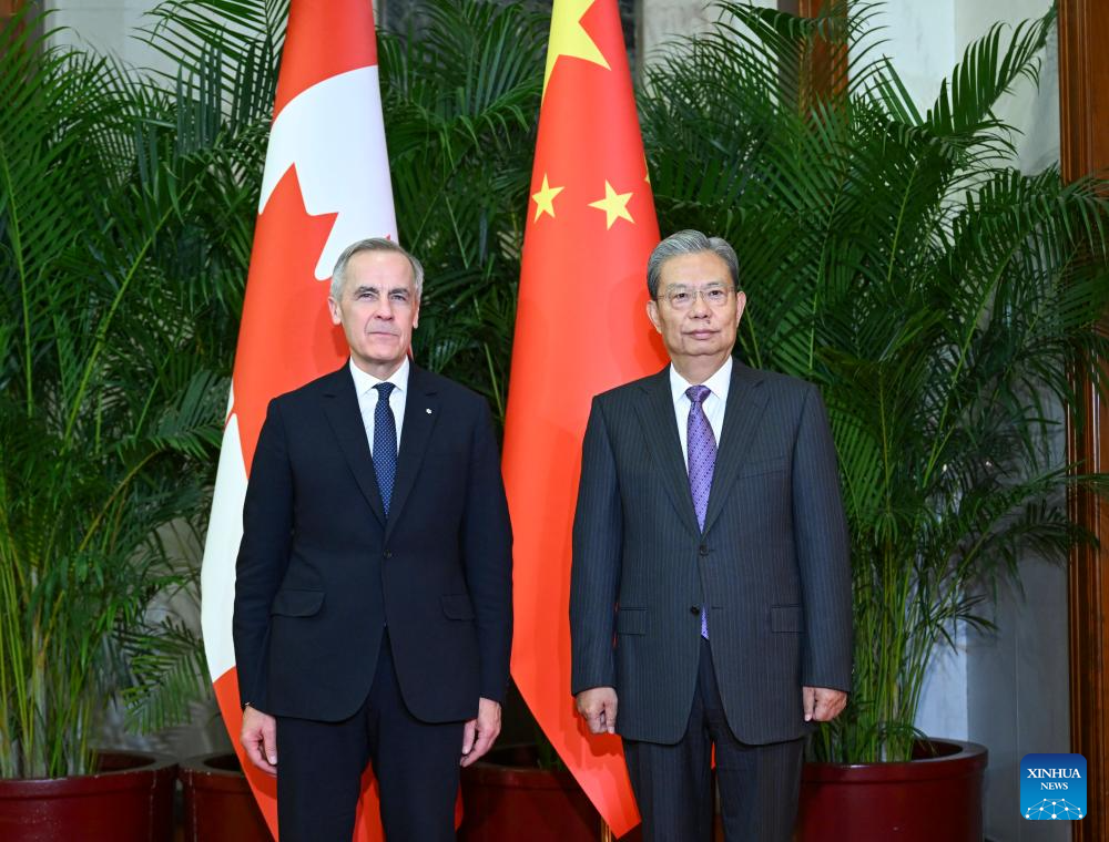 Principal legislador da China se encontra com o primeiro-ministro canadense