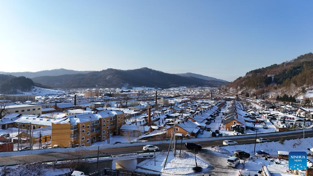 Vila exótica de Hengdaohezi se torna destino turístico popular em Heilongjiang, nordeste da China