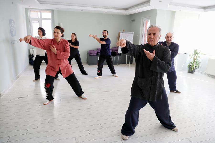 Entrevista: Turcos recorrem ao Tai Chi para aliviar estresse da vida urbana, diz mestre
